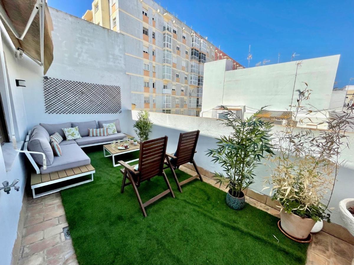 Gatu Premium Atico Caleta , Preferente Mayores De 25 Anos Y Familias Cádiz Exterior foto